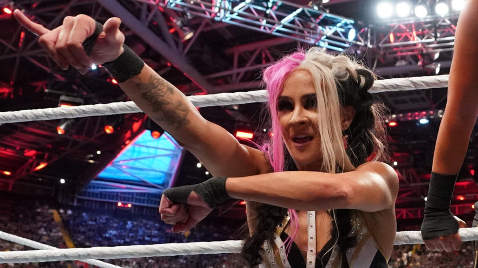 Dakota Kai posing at WWE Clash At The Castle