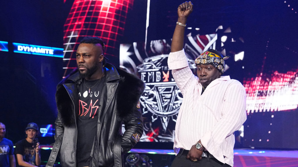 Swerve making entrance in AEW alongside a dancing Prince Nana