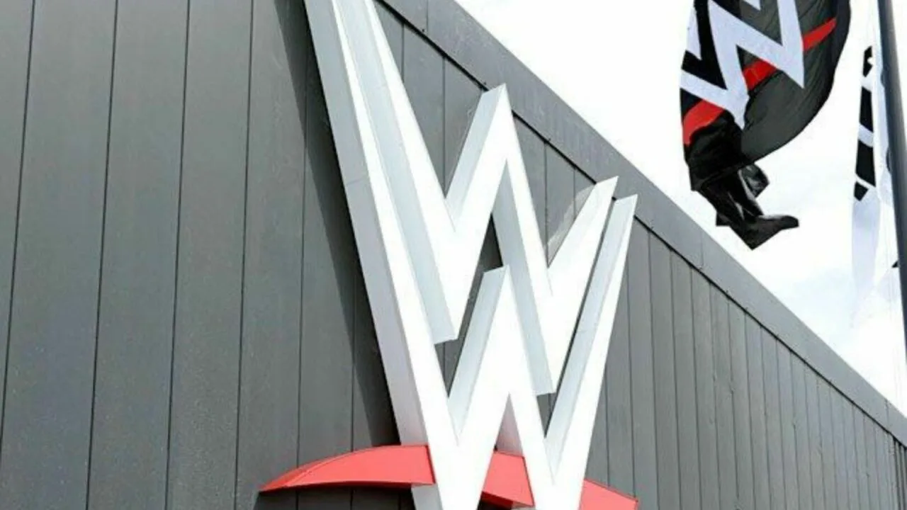 Absent WWE SmackDown Stars Set To Return Before SummerSlam
